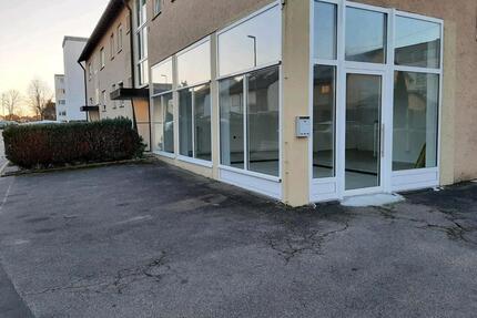 Laden Geschäftsladen - 1.090,00&nbsp;EUR Kaltmiete, ca.&nbsp; 69,00&nbsp;m&sup2; in Sachsenheim (PLZ: 74343)