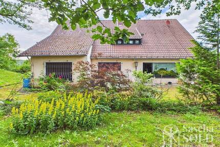 Wohnen mit Weitblick - Großzügiges Anwesen auf weitläufigem Grundstück in Elversberg - Spiesen-Elversberg