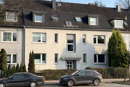 Charmantes Zinshaus in Sasel - 795.000,00&nbsp;EUR Kaufpreis, in Hamburg (PLZ: 22393) Sasel