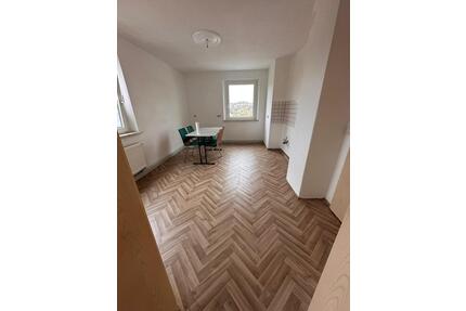 Zweizimmerwohnung ab 01.07.26 zu vermieten - Naila