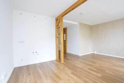 Wohnung zum Mieten in Chemnitz 339,36 € 56.56 m²