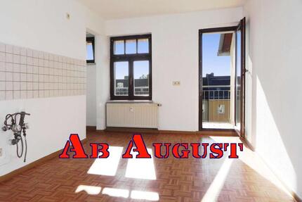 DG mit Balkon - Einbauküche möglich - Greiz