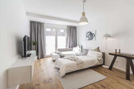 Haus zum Mieten in Düsseldorf 1.400,00 € 56 m²