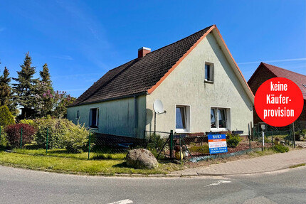 HORN IMMOBILIEN++Einfamiliehaus mit Nebengebäude in Fahrenwalde, nur 9 km bis Pasewalk