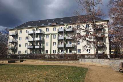 Wohnung zum Mieten in Zwickau 350,00 € 57.64 m²