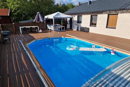 Schweden - Haus zum Verkauf in Orrefors – ruhige Lage mit Pool - Berlin Mitte