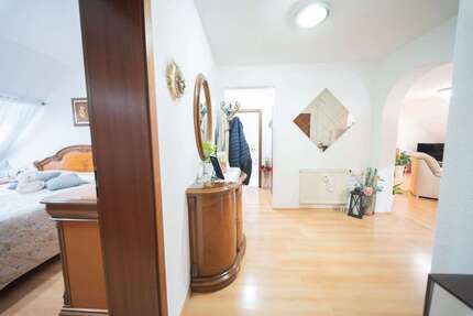 Wohnung zum Kaufen in Höpfigheim 213.000,00 € 78 m²