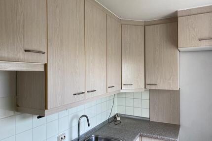 Helle 36 m² Wohnung mit Olympiablick, U-Bahn-Anschluss - München Moosach