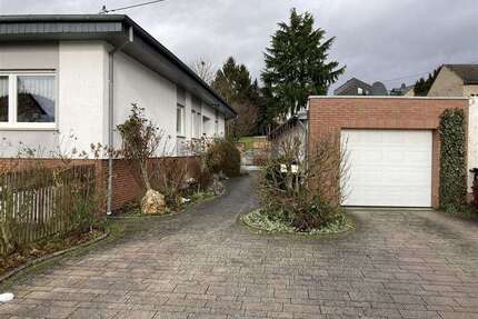 Haus zum Kaufen in Weyer , Taunus 400.000,00 € 146 m²