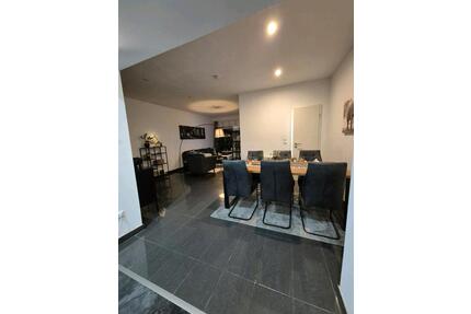 Doppelhaushälfte mit großem Garten zu vermieten 4 Zimmer - Oberhausen Alsfeld