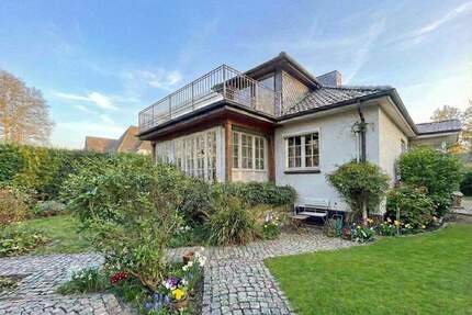 Mehr Raum für Familie - ruhig gelegen, mit Garten und schneller Nähe zu Hamburg - Rellingen