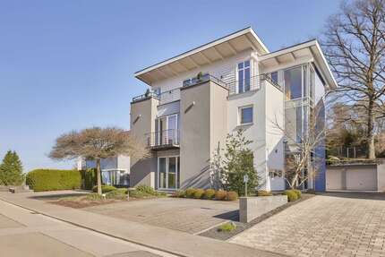 Haus zum Kaufen in NeunkirchenSaar 795.000,00 € 201.63 m² - Neunkirchen/Saar