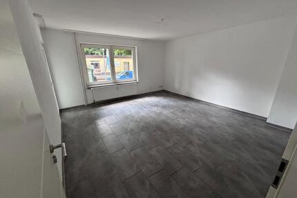 Erdgeschoss Wohnung mit Balkon und Kellerraum 3 Zimmer FREI - Bad Harzburg