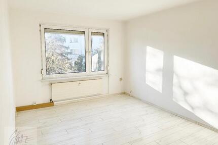 *** IHR NEUES ZUHAUSE WARTET – 3-RAUM-WOHNUNG IN ZEITHAIN MIT RENOVIERUNGSVORTEIL ZUR MIETE! ***