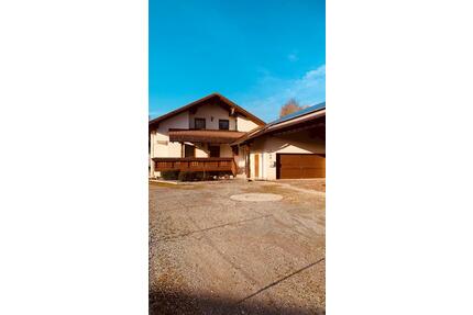 Freistehendes Einfamilienhaus - 1.250,00&nbsp;EUR Kaltmiete, ca.&nbsp; 160,00&nbsp;m&sup2; in Pilsting (PLZ: 94431)