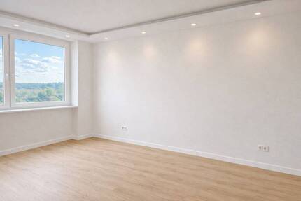 Kernsanierte 3-Zimmer Wohnung mit Balkon in ruhiger Lage von Hamburg- Lurup