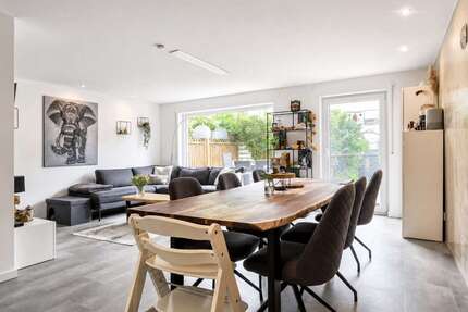 Haus zum Kaufen in Schwanstetten 459.000,00 € 123 m²