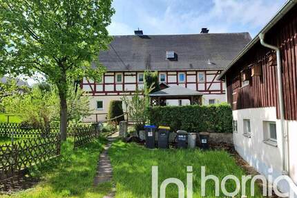 Großzügiges Bauernhaus mit Nebengelass - Altenberg / Falkenhain