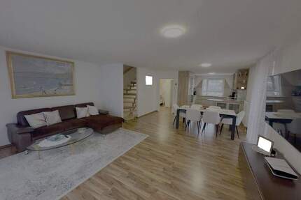 Modernes Reihenendhaus (BJ 2013) , 195 m^2 Wohnfläche, Dachstudio, Garten, Garage - provisionsfrei - Pfinztal Kleinsteinbach