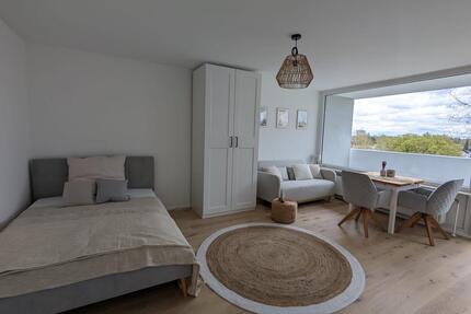 Helle und Möbilierte Wohnung in München (Solln)