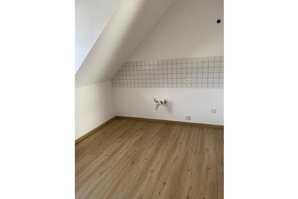 2 Zimmerwohnung - 550,00&nbsp;EUR Kaltmiete, ca.&nbsp; 61,00&nbsp;m&sup2; in Neustadt an der Waldnaab (PLZ: 92660)