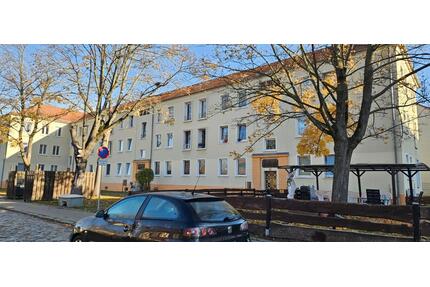 Helle 2-Raum Wohnung mit Einbauküche in Premnitz