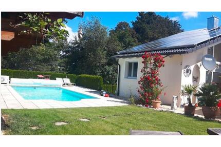 Tolles Einfamilienhaus mit Pool in ruhiger Lage von Gosheim