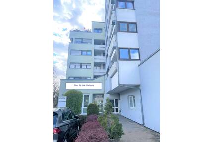 Helle und großzügige Gewerbeeinheit mit wohnwirtschaftlicher Baugenehmigung in Wasseralfingen