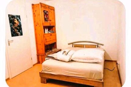 Ein Zimmer für Reisende, die einen kurzen Aufenthalt planen. - Freiburg im Breisgau Brühl
