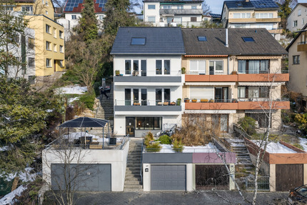 Viel Platz! - Gepflegtes Haus mit ELW, 3 Garagen & Stellplätzen - Konstanz Fürstenberg