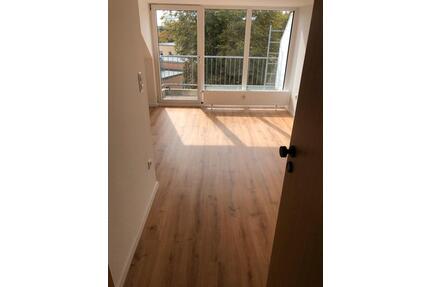 Ab 1.6.2026: Helles 1-Raumappartement mit Balkon - Bochum Altenbochum
