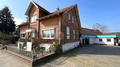 397 M² WOHNFLÄCHE VOLLER MÖGLICHKEITEN - Bassum