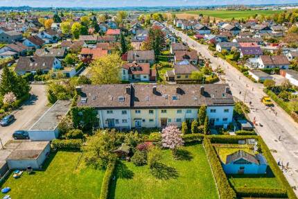 Familienglück mit Garten: Charmantes Reihenmittelhaus mit großem Potenzial - Ulm Jungingen