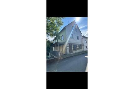 1 familien Haus mit Garten und Dachgeschoss - Schöffengrund