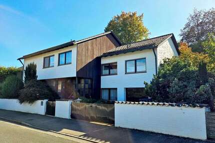 Haus zum Kaufen in Weiden in der Oberpfalz 364.000,00 € 148.43 m²