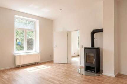Wohnung zum Mieten in Klingenthal 350,00 € 70.07 m²
