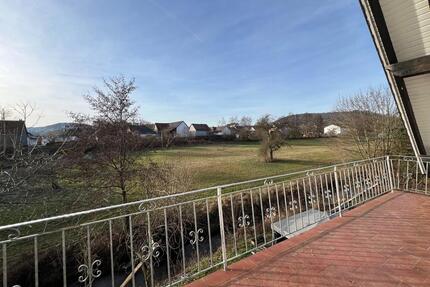 Wohnung in ruhiger Lage mit Balkon mitten in Allendorf Eder - Allendorf (Eder)