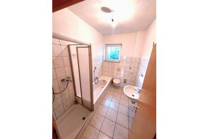 4-Zimmer-Wohnung mit Terrasse - 690,00&nbsp;EUR Kaltmiete, ca.&nbsp; 85,00&nbsp;m&sup2; in Oettingen in Bayern (PLZ: 86732)