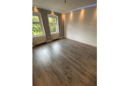 Helle 2-Zimmer-Wohnung mit Parkblick & modernster Technik - Schöneiche bei Berlin