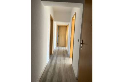 lichtdurchflutete 3-Raum-Wohnung in ruhiger Lage - Groitzsch Großpriesligk