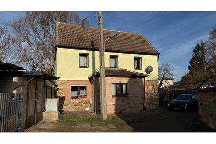 Charmantes Einfamilienhaus mit Garten(haus) Garage u Stellplatz - Allstedt