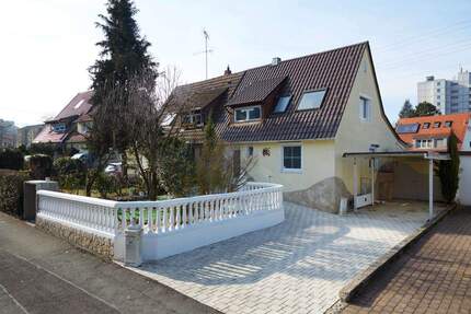 EinfamilienhausDoppelhaushälfte in ruhiger Lage - Stuttgart Rot