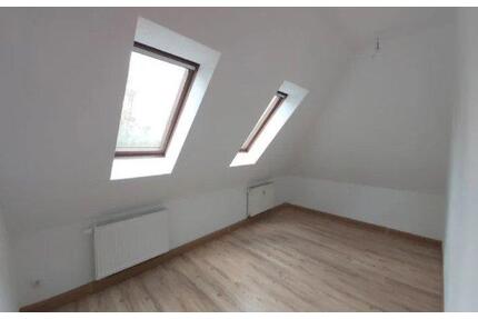 Wunderschöne 4 Zimmer Wohnung mit Wintergarten - Rochlitz