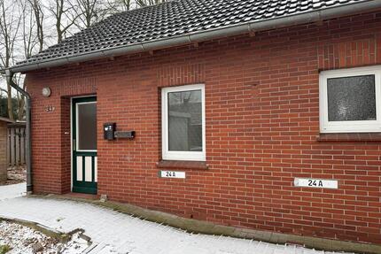 Freistehendes kleines Haus in Detern – ruhige Lage