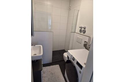 Privatverkauf - Wertstabiles Investment: Frisch renovierte 3-Zi-Wohnung mit Indexmiete - Heusenstamm