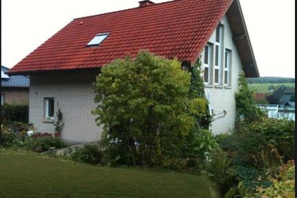 Haus mit Garten & Garage am Waldrand – 950 € Kaltmiete - Rennerod