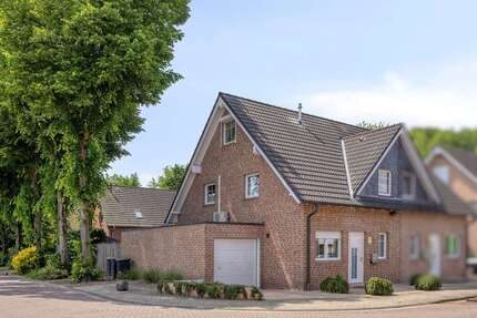 Haus zum Kaufen in Emmerich am Rhein 392.500,00 € 116 m²