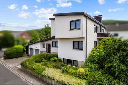 Haus zum Kaufen in Linsengericht 440.000,00 € 216 m²