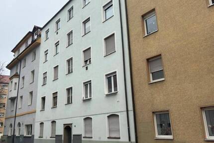 2-Zimmer Erdgeschosswohnung mit moderner Ausstattung und Top-ÖPNV-Anbindung - Nürnberg Rabus