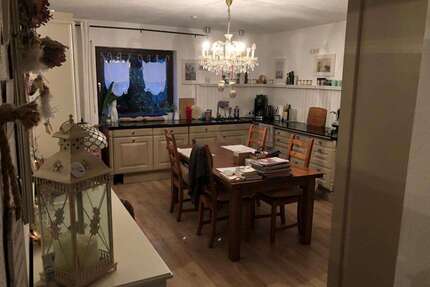 Haus zum Kaufen in Karlsfeld 1.895.000,00 € 236 m²